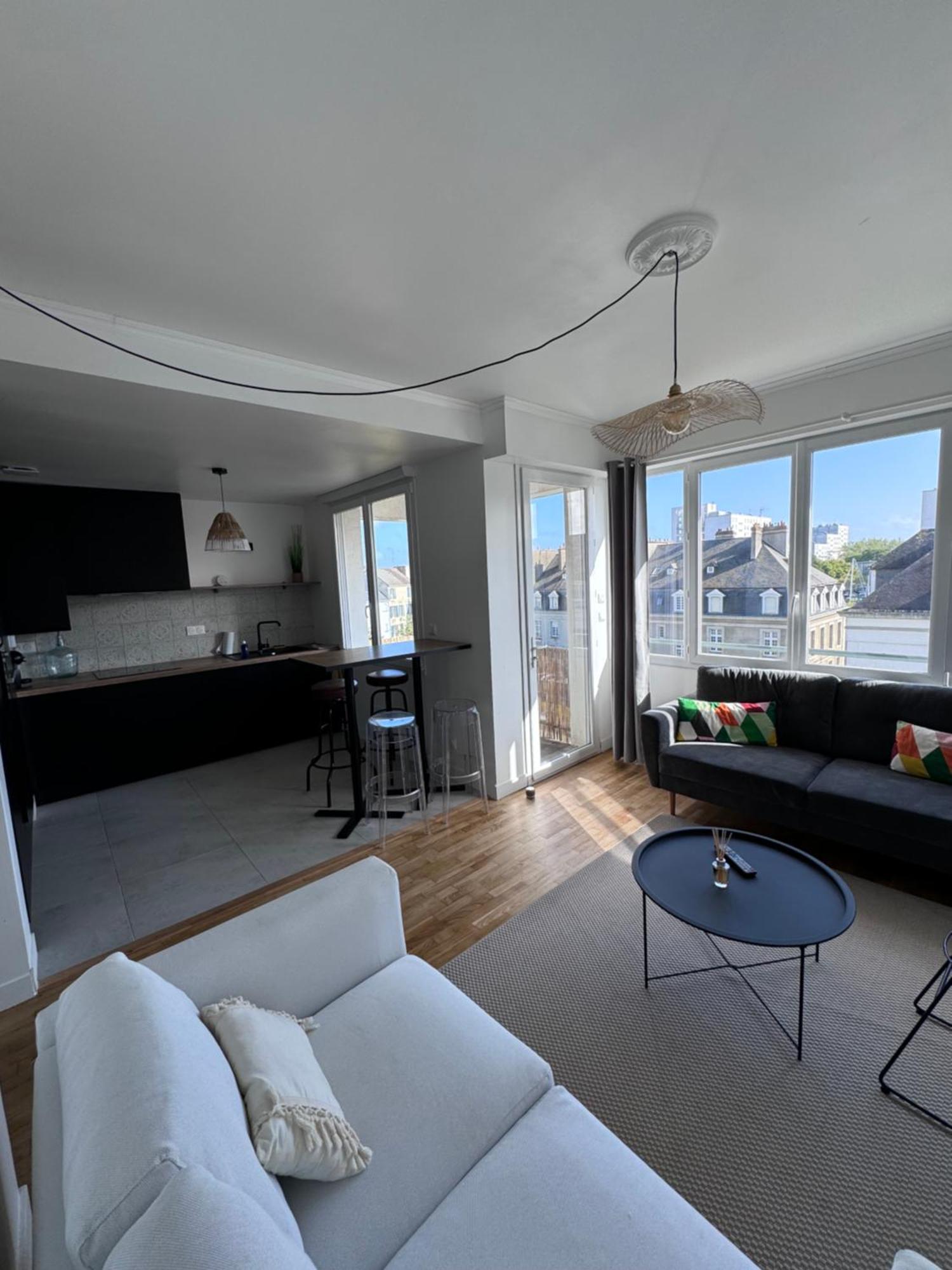 Charmant Appartement T3 Avec Balcon, Centre-Ville Lorient Eksteriør bilde